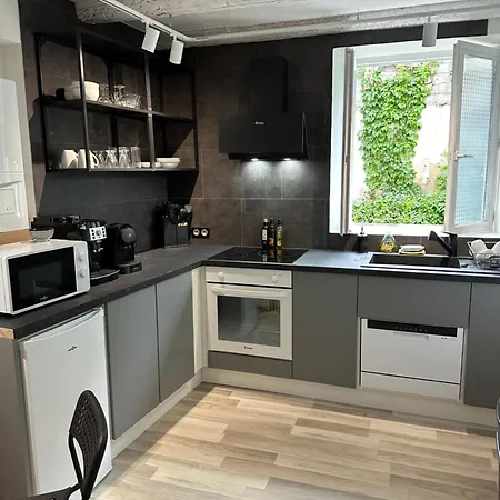 아파트 A Labri Du Vent