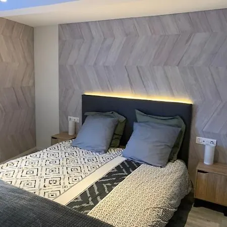 아파트 A Labri Du Vent *